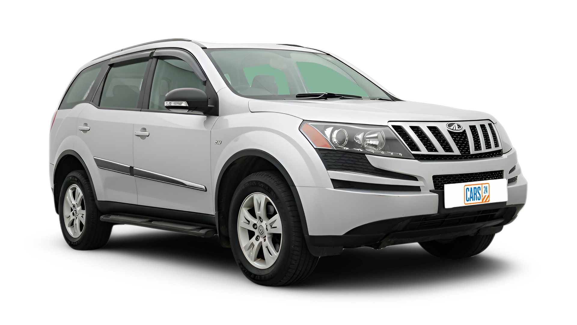 Mahindra XUV500-img
